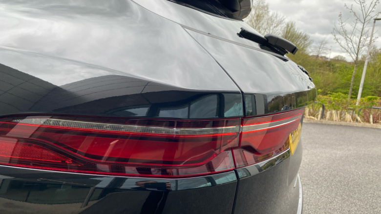 Jaguar F-Pace 2.0 P400e R-Dynamic HSE Black 5dr Auto AWD Estate